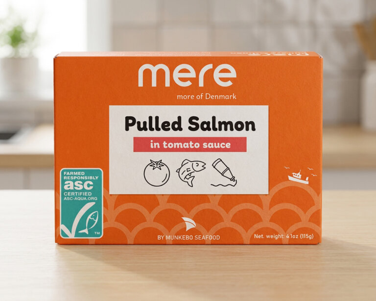 Mere tépett lazac paradicsomos szószban, 115 g